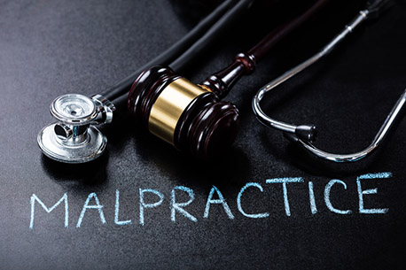 What to Expect When Hiring Malpractice Lawyers in Kansas City